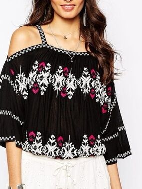 Free People New World Embroidered Cold Shoulder Airy Flowy Boho Top, Size S